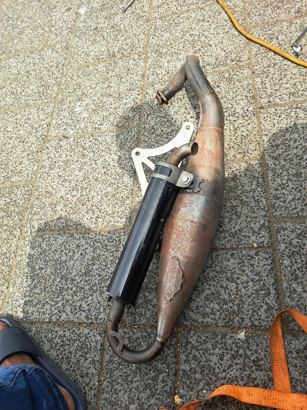 Piaggio yasunu uitlaat, Fietsen en Brommers, Ophalen of Verzenden