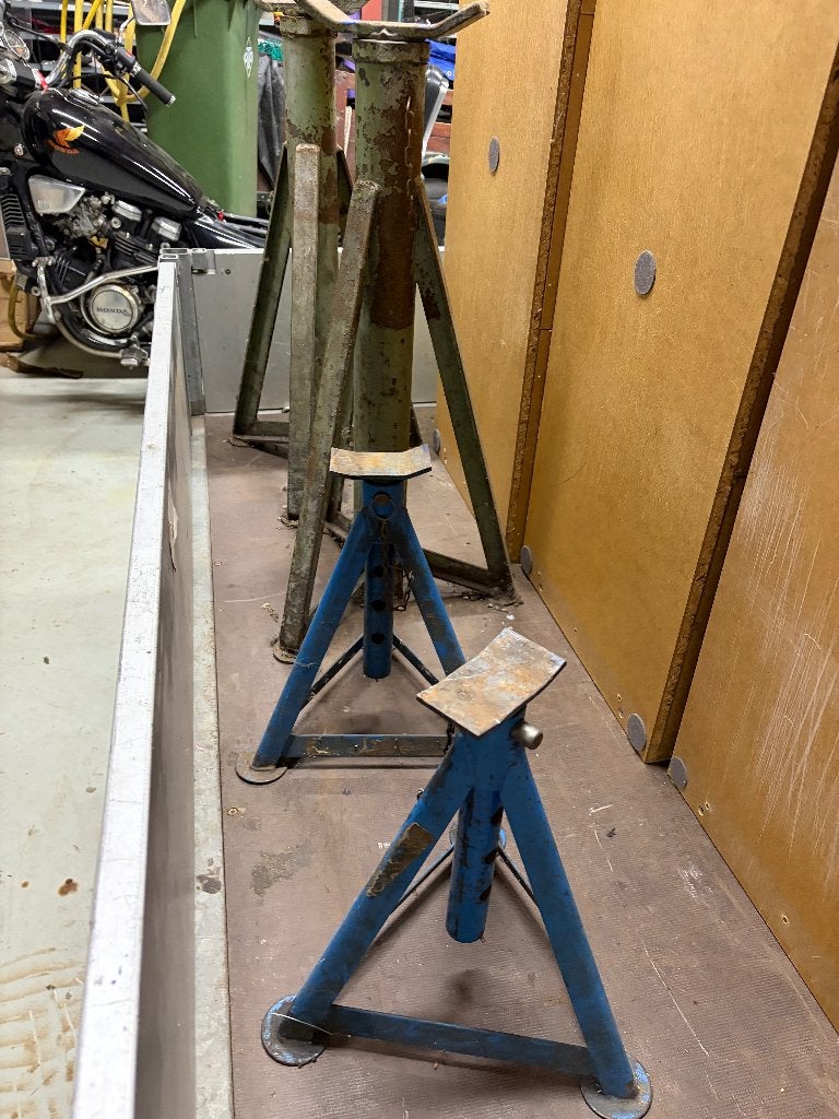 GARAGE INVENTARIS, Auto diversen, Ophalen