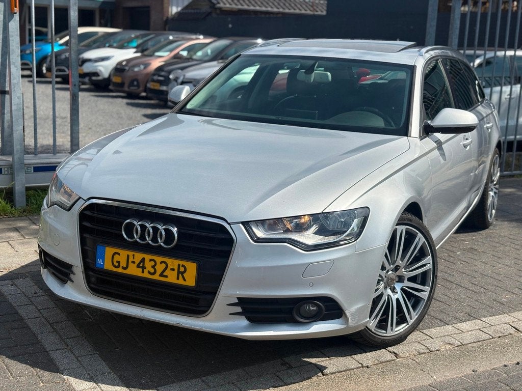 Audi A6 Avant 3.0 TDI Pro Line Plus | Lichte schade | Panora, Auto's, Audi, Euro 5, 197 €/maand, Leder, Diesel