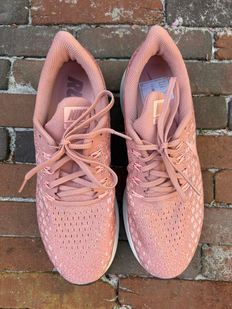 Nike Air Zoom Pegasus 35 - Zo goed als nieuw, Ophalen of Verzenden, Zo goed als nieuw, Roze, Sportschoenen