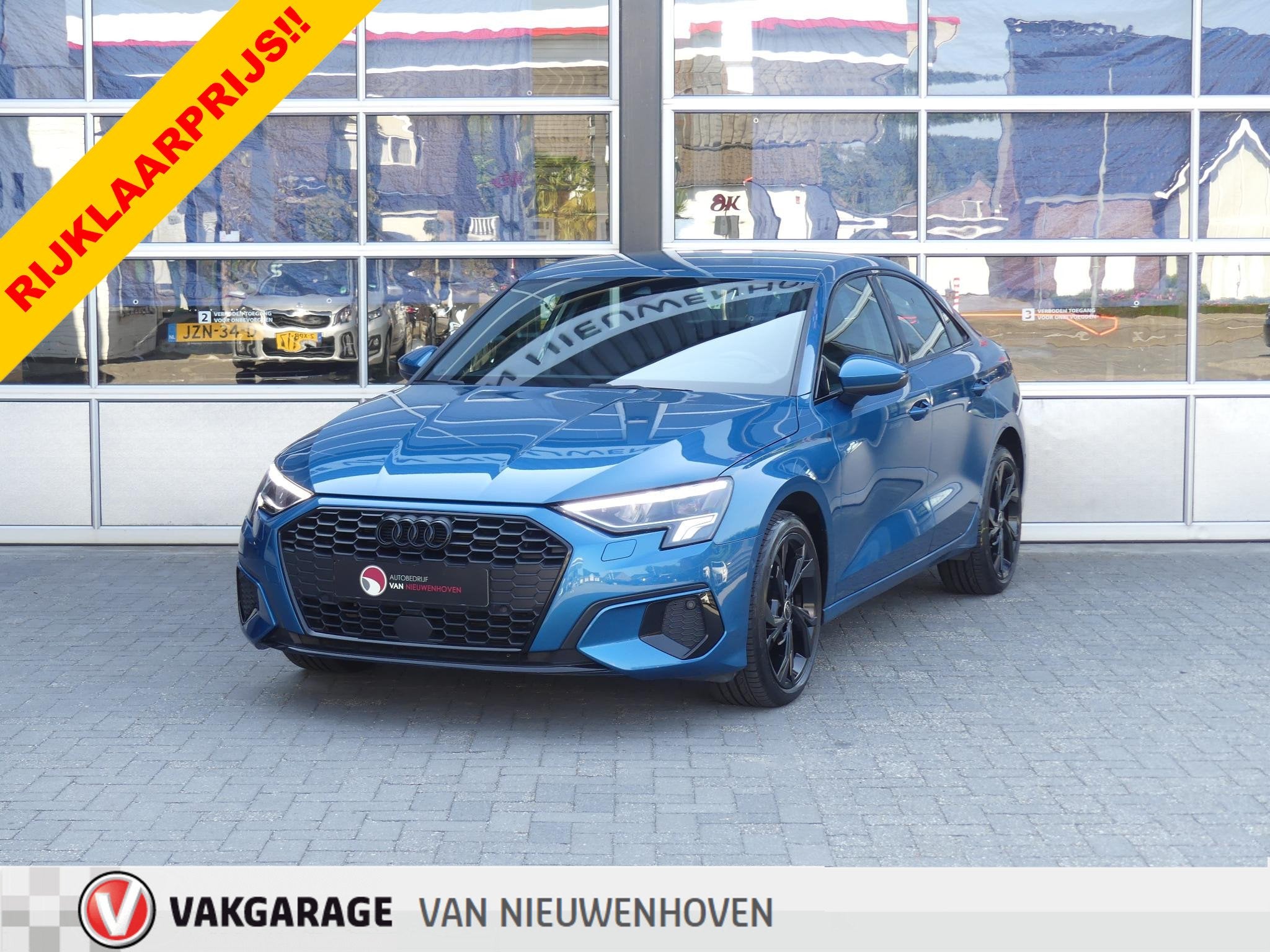 Audi A3 Limousine 30 TFSI Business edition *t/m 10de bouwjaa, Auto's, Audi, Stof, Gebruikt, Met garantie (alle), Blauw