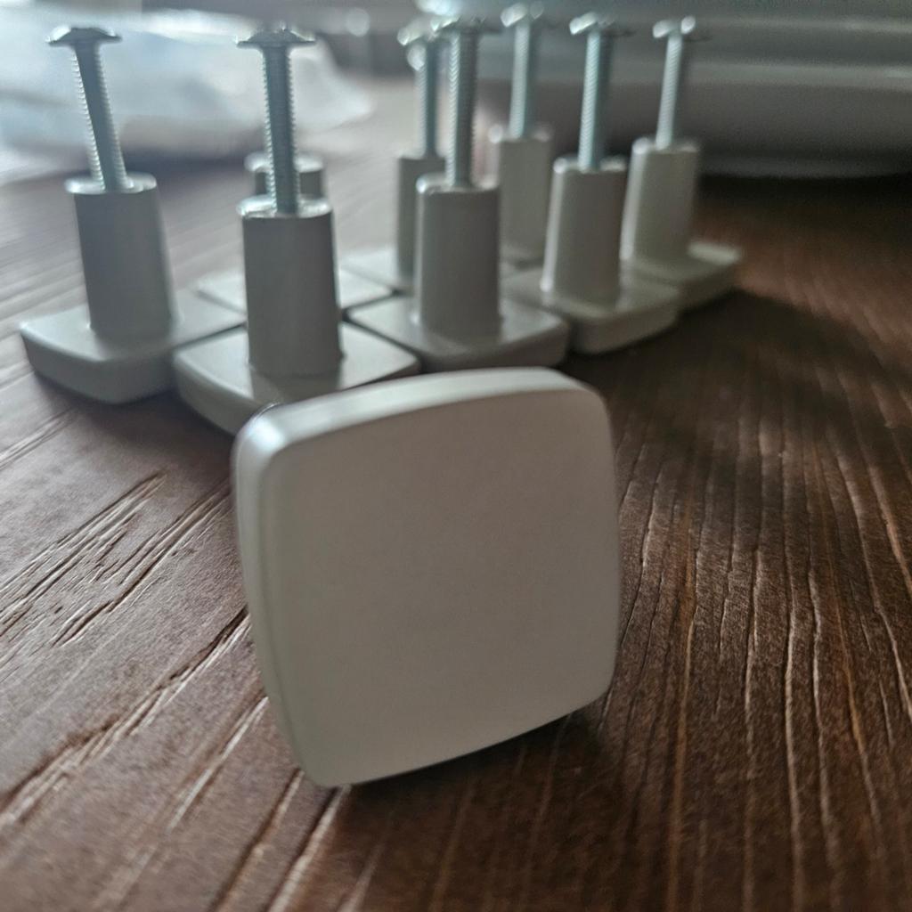 10 stuks Ikea beige vierkante kast knop handgreep, Ophalen of Verzenden, Nieuw, IJzer, Overige typen