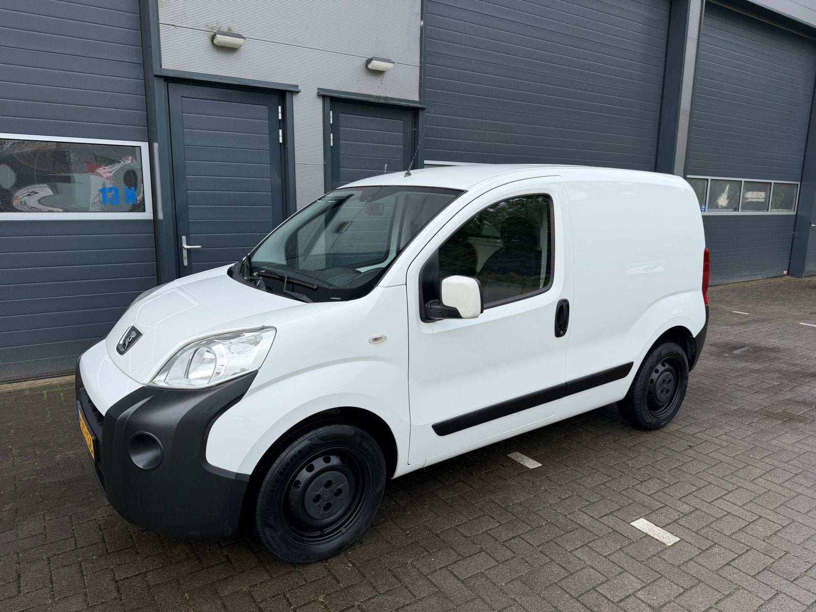 Peugeot Bipper 1.3 HDI XT Profit + 55KW 2012 nw APK Marge, Voorwielaandrijving, Euro 5, Stof, 74 pk