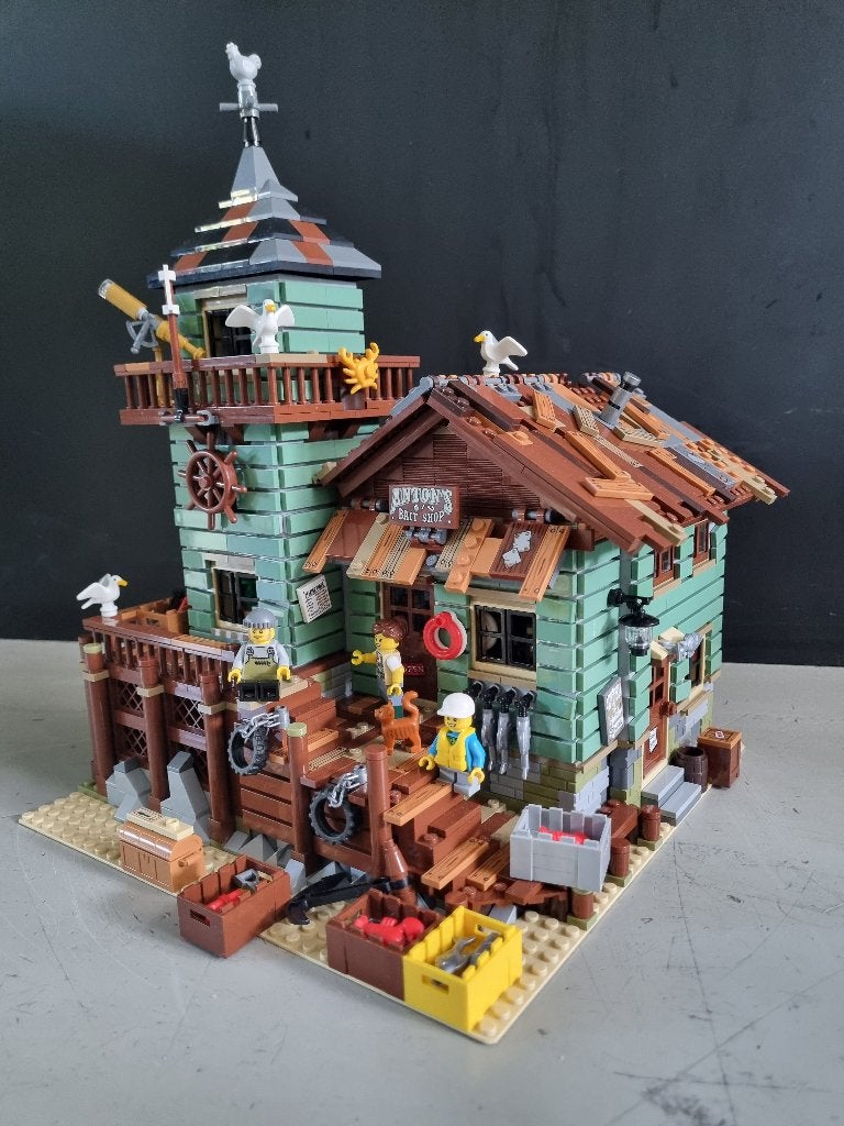 Te huur: Lego Old Fishing Store / Viswinkel 21310, Gebruikt, Compleet, Lego, Ophalen of Verzenden