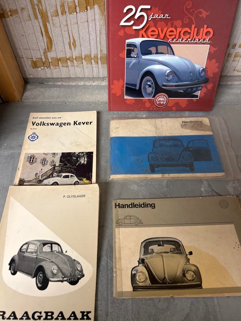 Volkswagen Kever Handleidingen & 25 Jaar Keverclub Boek, Ophalen of Verzenden