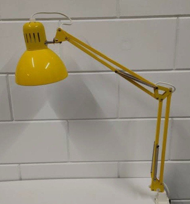 Vintage bureaulamp geel van Ikea, Bureaulamp, Vintage, Ophalen of Verzenden, Zo goed als nieuw