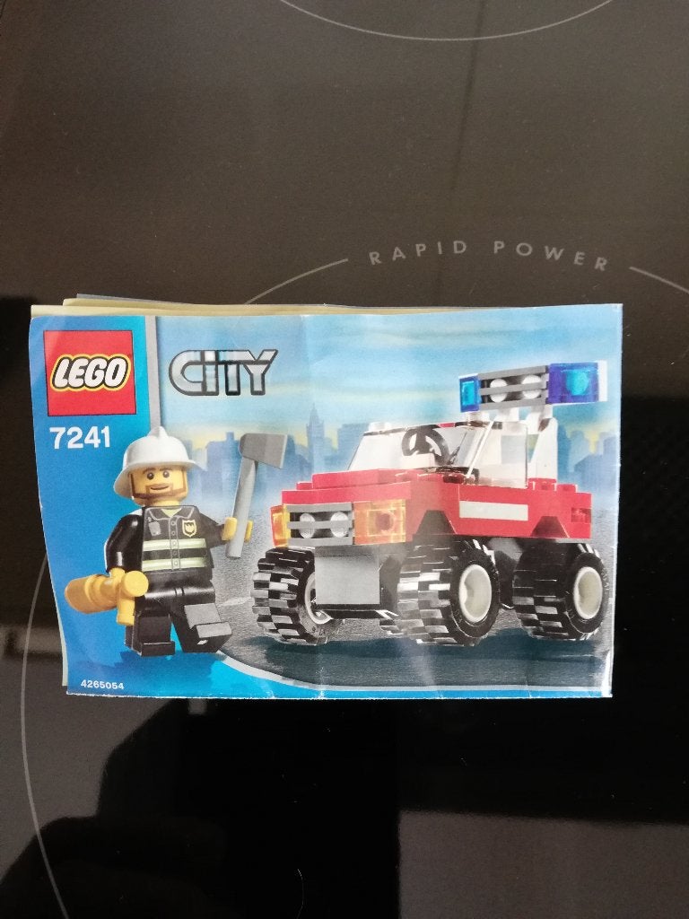 'zgan lego city7241, brandweer autootje helemaal compleet', Kinderen en Baby's, Speelgoed | Duplo en Lego, City, Lego, Ophalen of Verzenden