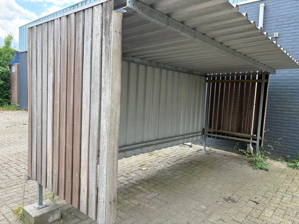 Fietsenberging / Afdak - fietsen stalling, Ophalen, Gebruikt, Hout, Fietsenberging