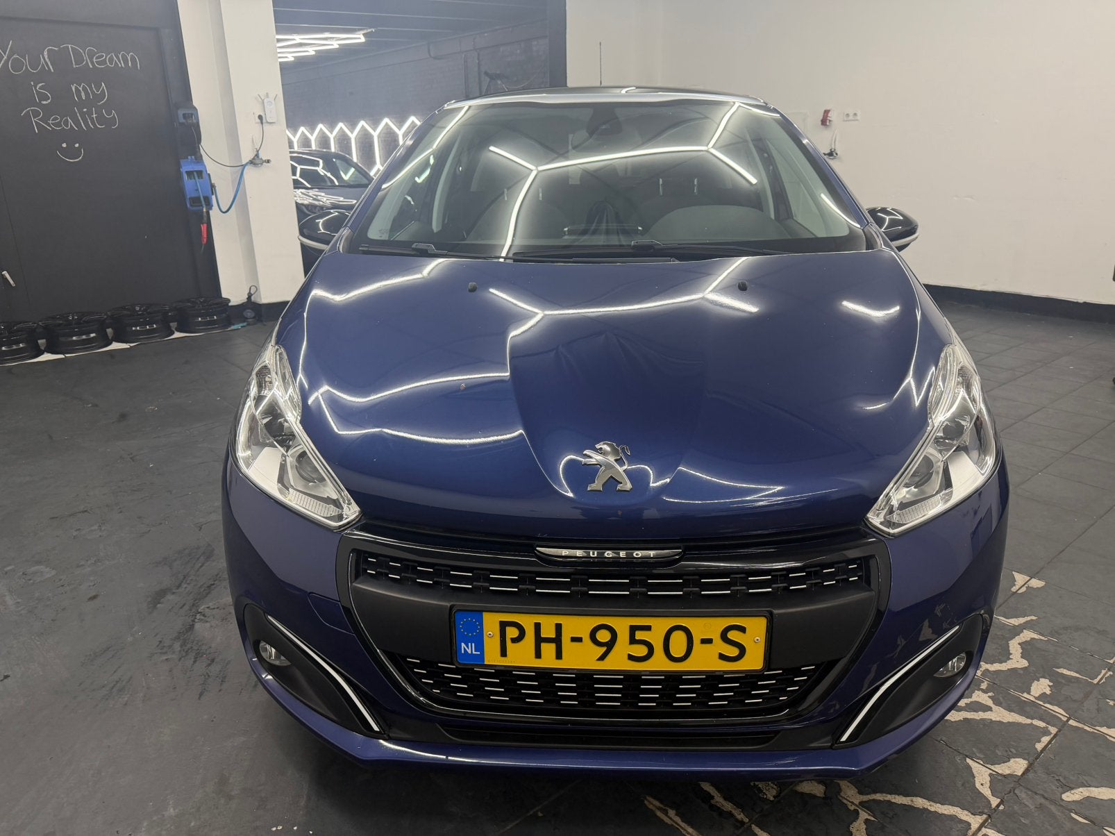 Foto 3 van Peugeot 208 1.2 VTI 81KW/110PK 5-D 2017 bezorgen mogelijk!!