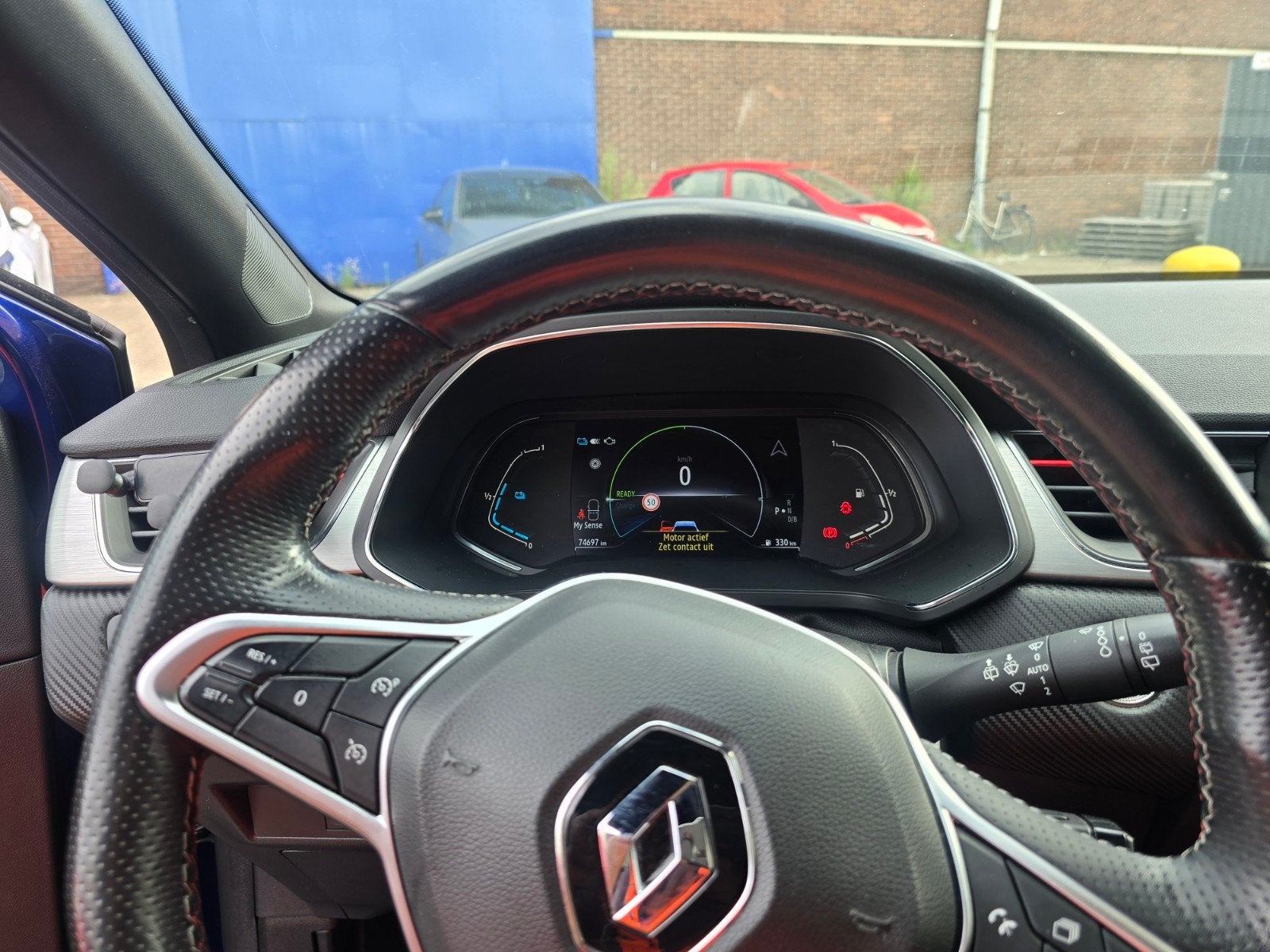 Renault Captur E-tech Hybrid 145pk Aut 2021 Blauw, Auto's, 750 kg, 715 kg, Blauw, Origineel Nederlands