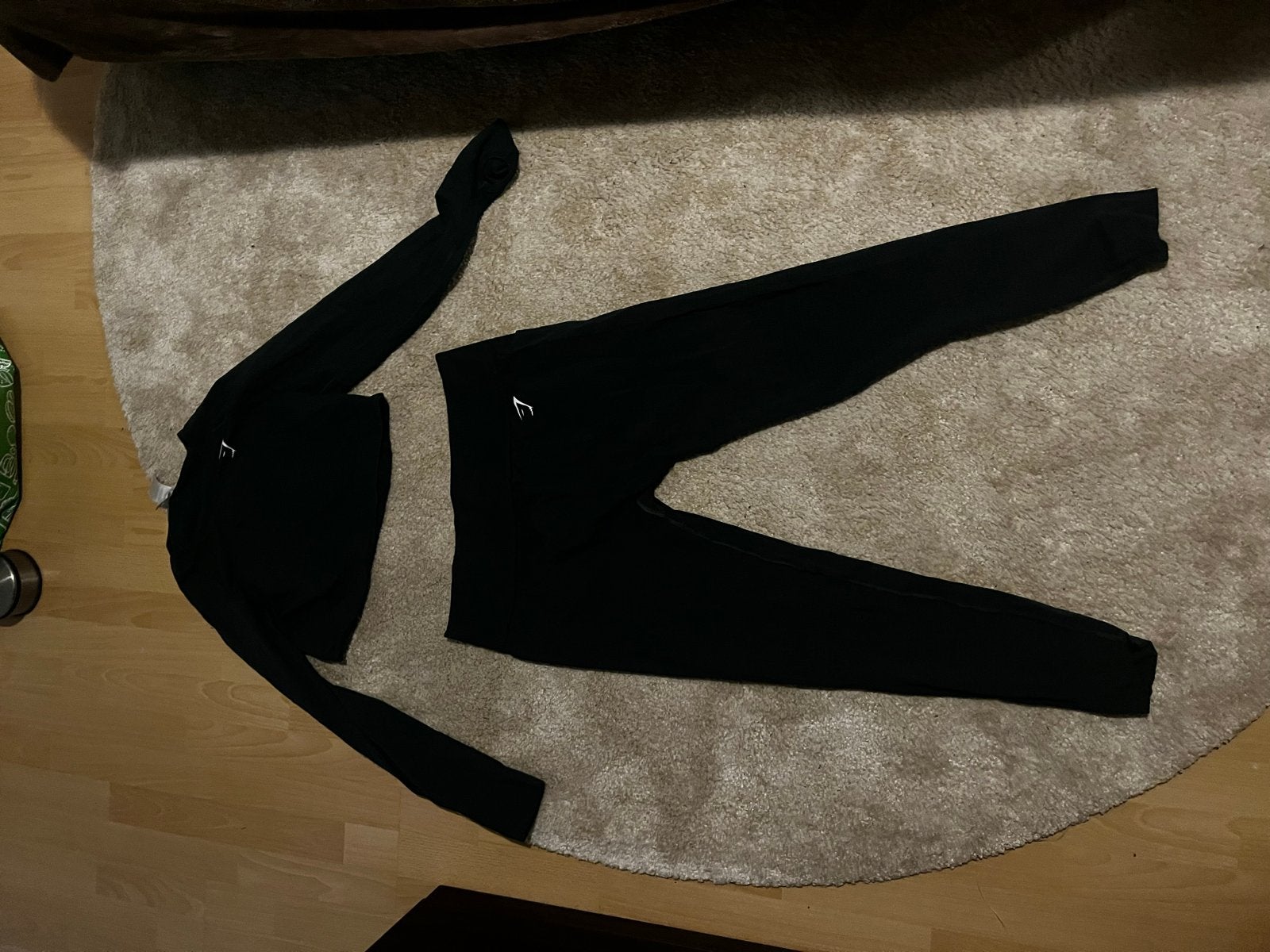 Gymshark sportset (legging en top) - Zwart en Rood, Zwart, Ophalen, Maat 38/40 (M), Fitness of Aerobics