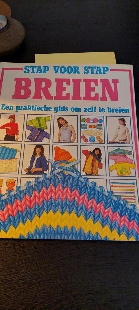 Oud BREIPATROON BOEK STAP VOOR STAP BREIEN PRAKTISCHE BOEK, Ophalen of Verzenden, Gebruikt, Breien, Patroon of Boek