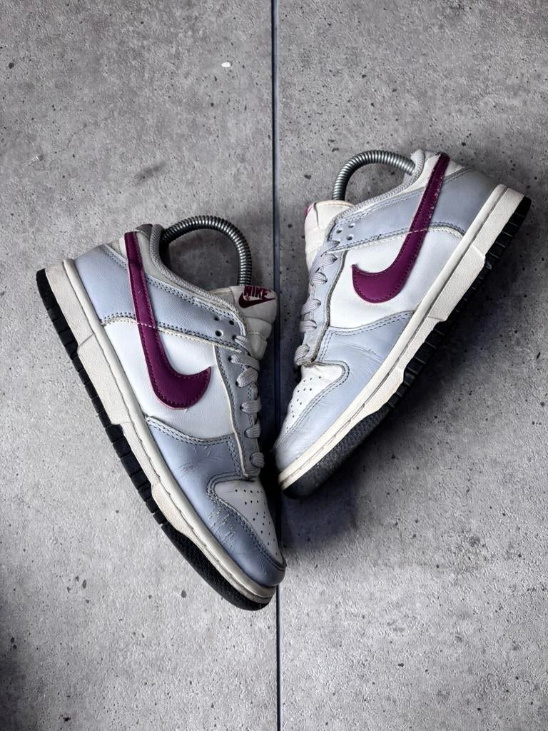 Nike Dunk Low Ivory Pale 36, Ophalen of Verzenden, Zo goed als nieuw