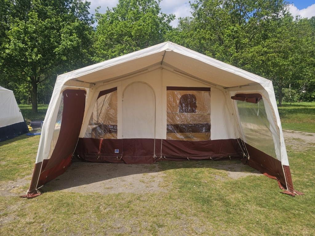 Vouwwagen Jamet Louisiana model 2011, tempo100 +veel extra's, Caravans en Kamperen, Ophalen, Aanwezig, Meer dan 6, Jamet