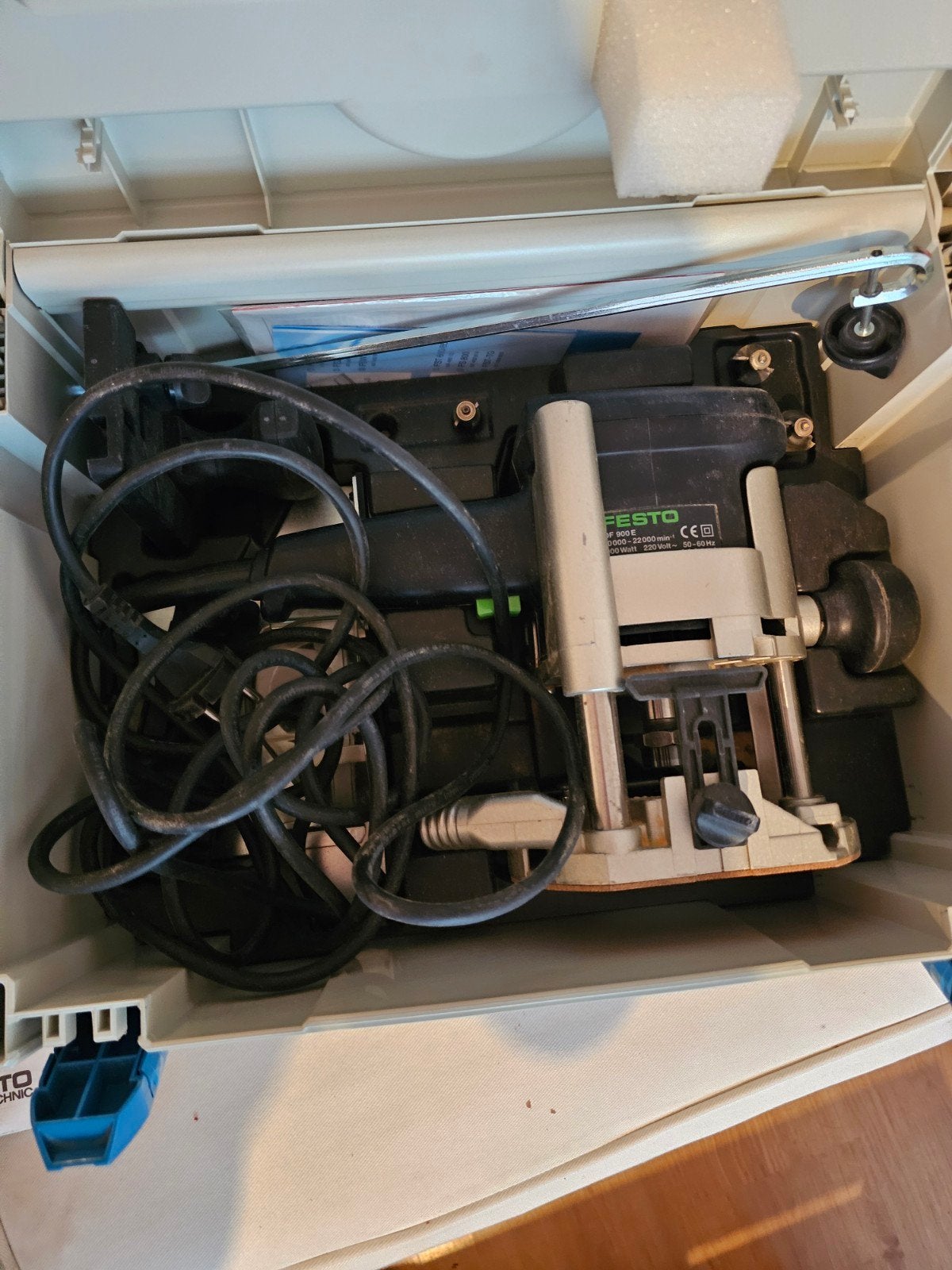 Festool OF 900 E-Plus Bovenfrees met accessoires, Gebruikt, Ophalen of Verzenden, Bovenfrees, Festool