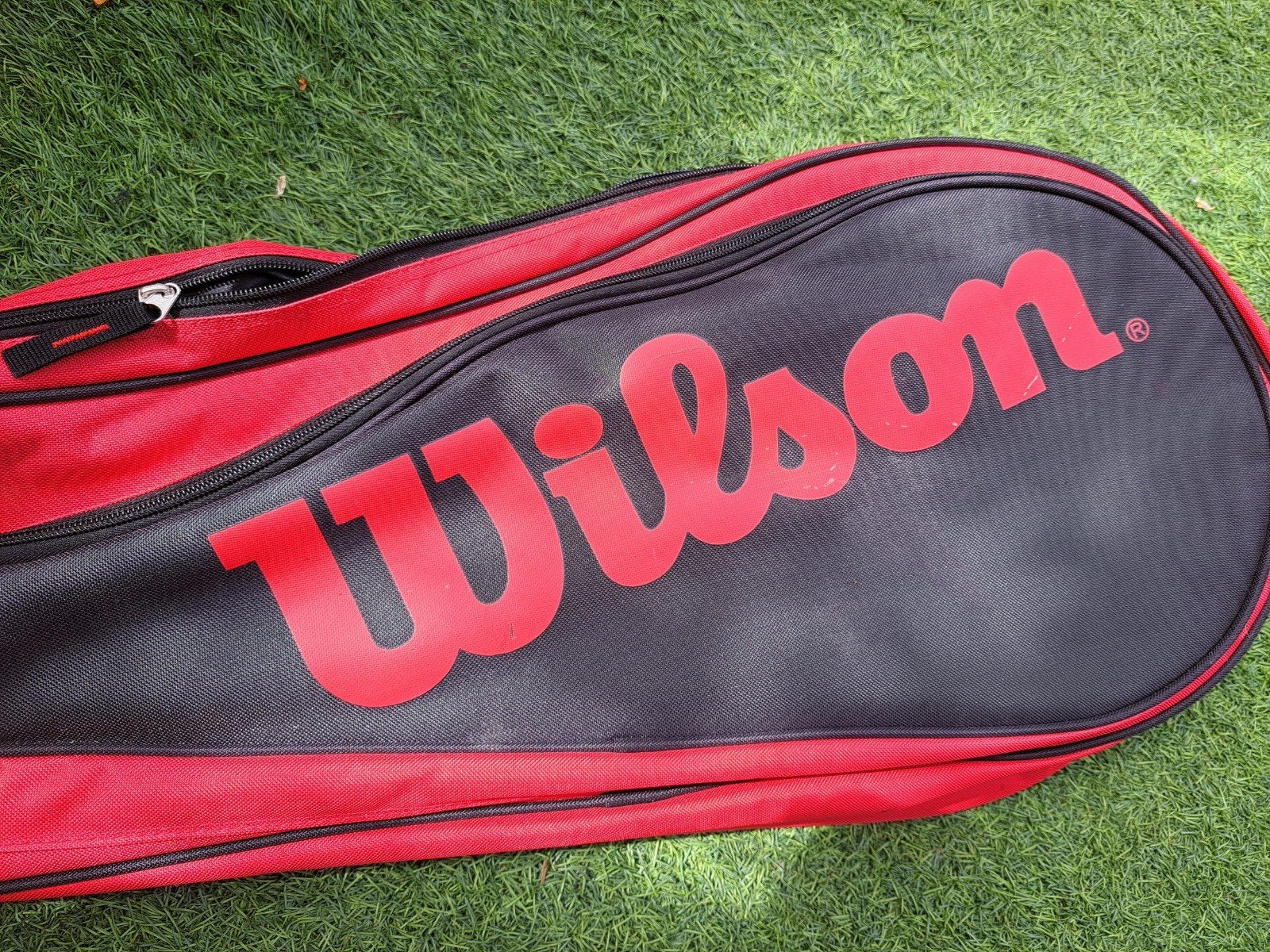 Wilson tennisracket 2-4 rackets draagtas rood-zwart, Sport en Fitness, Ophalen of Verzenden, Gebruikt, Tas, Wilson