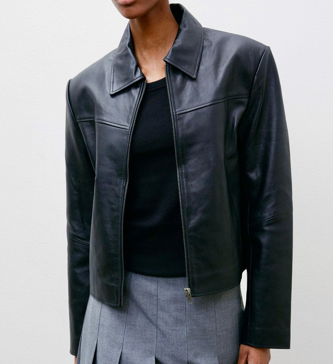 WORN Vintage Boxy Jacket Black Leather / Leren Zwarte Jasje, Ophalen of Verzenden, Nieuw, Maat 42/44 (L), Zwart