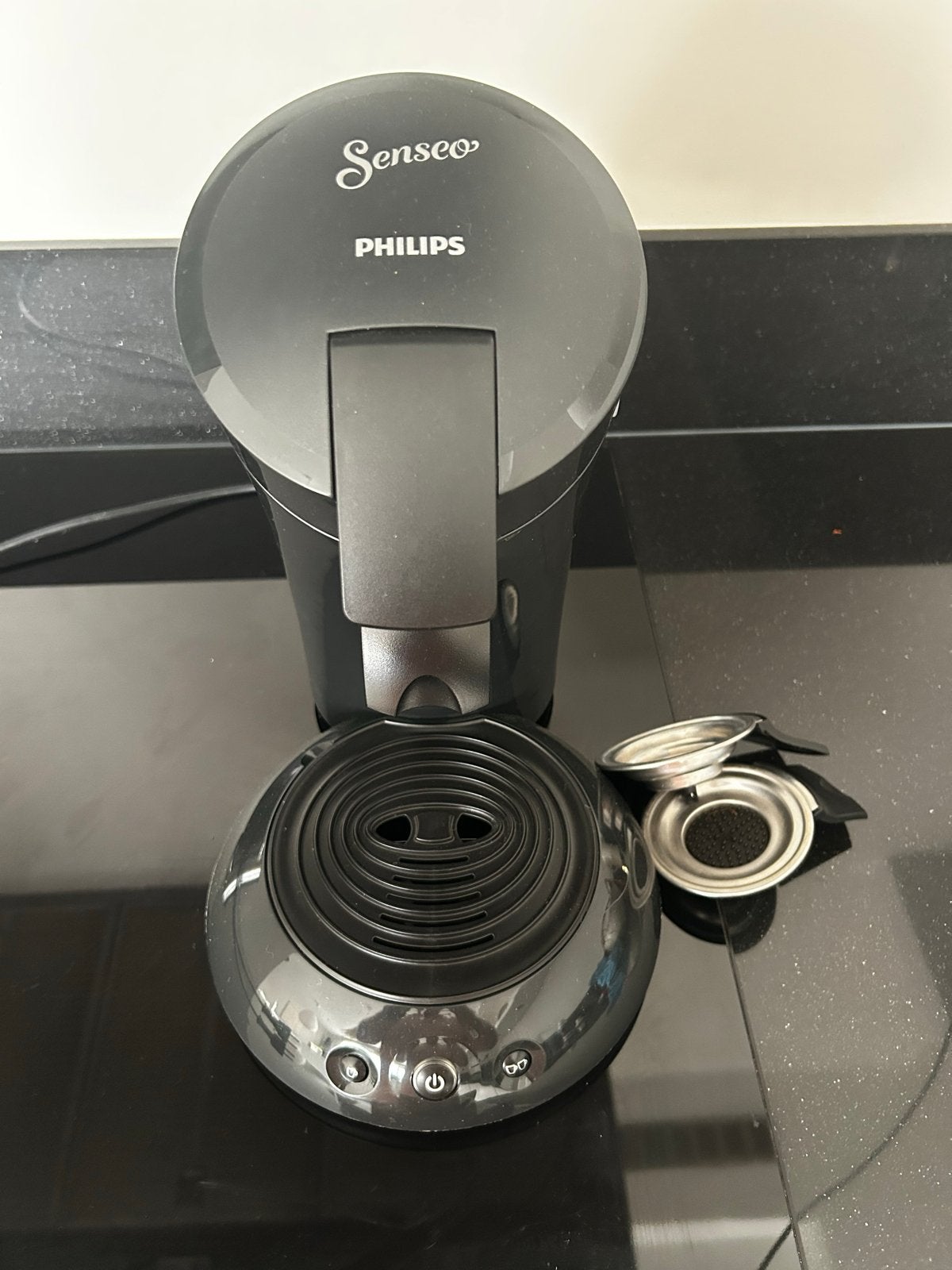 Philips Senseo 750w - Ideaal voor camper/caravan, Koffiepads en cups, Gebruikt, Koffiemachine, Ophalen of Verzenden