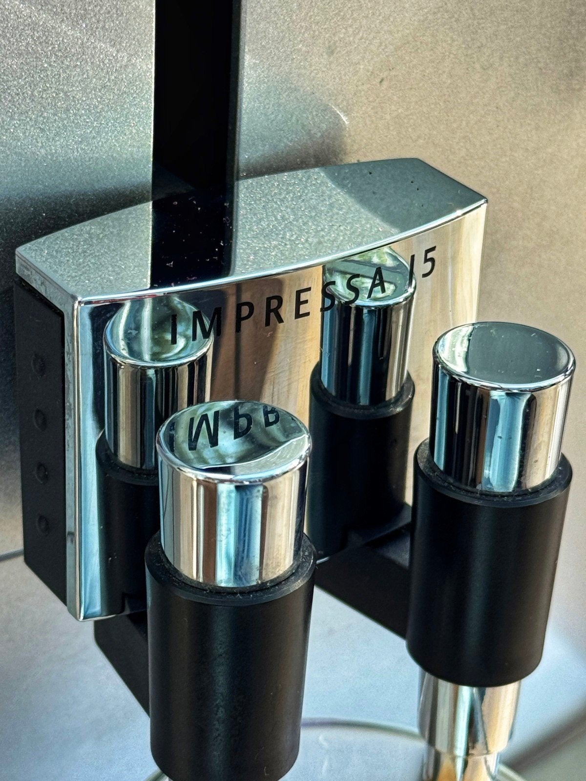 Jura Impressa J5 – Gereviseerd en technisch als nieuw, Ophalen, 4 tot 10 kopjes, Afneembaar waterreservoir, Gemalen koffie