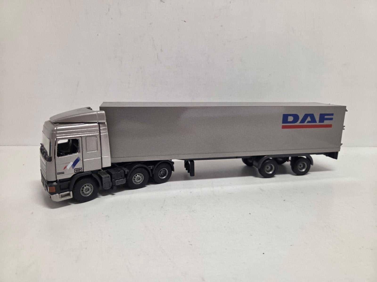 Tekno DAF 95 demo DAF 1:50, Hobby en Vrije tijd, Modelauto's | 1:50, ., Zo goed als nieuw, ., Ophalen of Verzenden