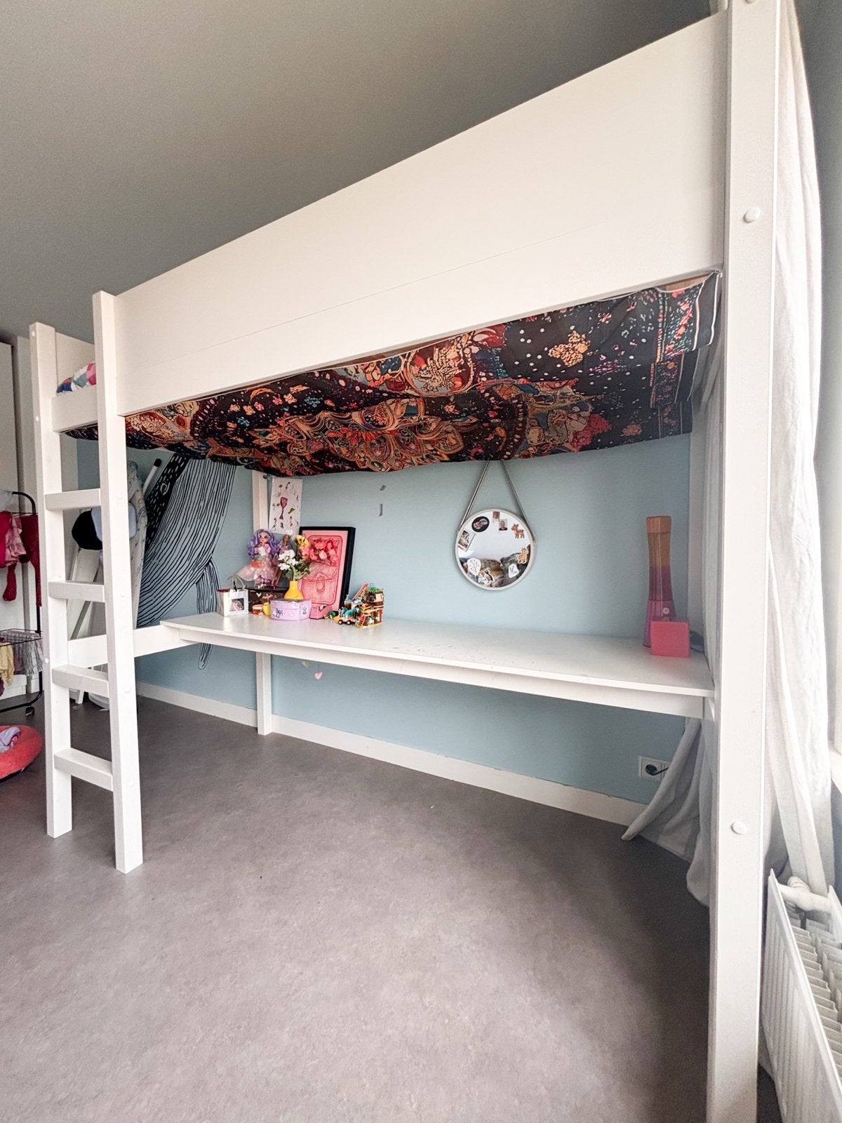 Hoogslaper Petit Amélie met bureau, Ophalen, 85 tot 100 cm, Gebruikt, Hoogslaper of Stapelbed