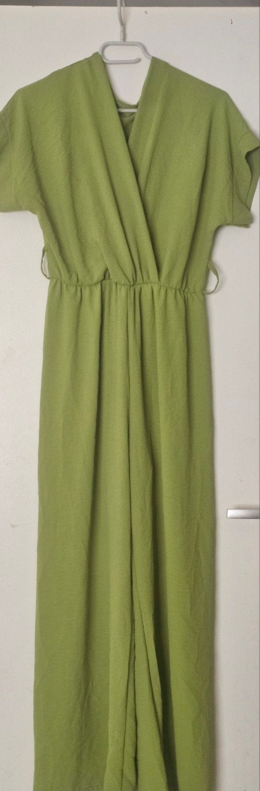 Nieuwe Groene Jumpsuit Maat 36, Ophalen of Verzenden, Nieuw, Maat 36 (S), Groen