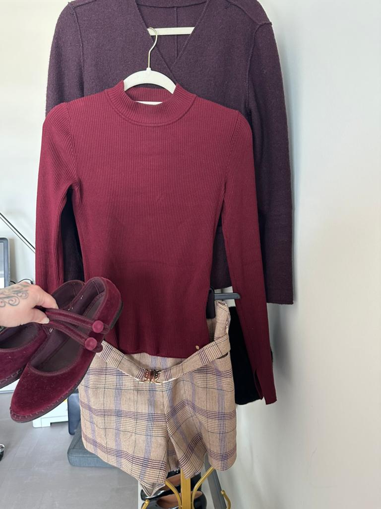 Bordeaux set met schoenen + extra stukjes kleren, Maat 38/40 (M), Ophalen of Verzenden, Zo goed als nieuw, Jasje