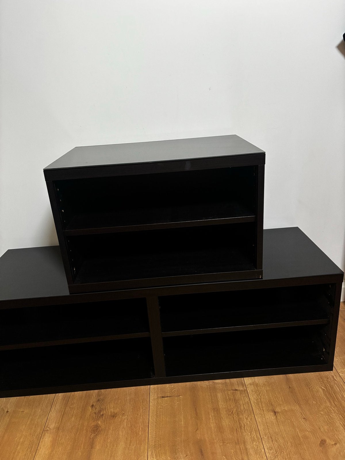 Zwart tv-meubel besta ikea, Huis en Inrichting, Gebruikt, 100 tot 150 cm, Ophalen of Verzenden, Minder dan 100 cm