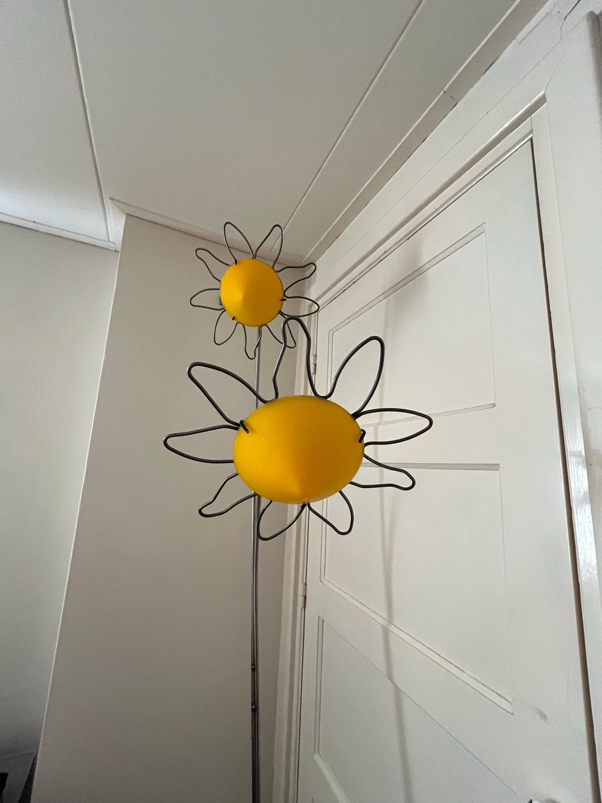 Staande lamp met 2 zonnebloemen - opknapper, Huis en Inrichting, Ophalen, Gebruikt, E14 (klein), Metaal