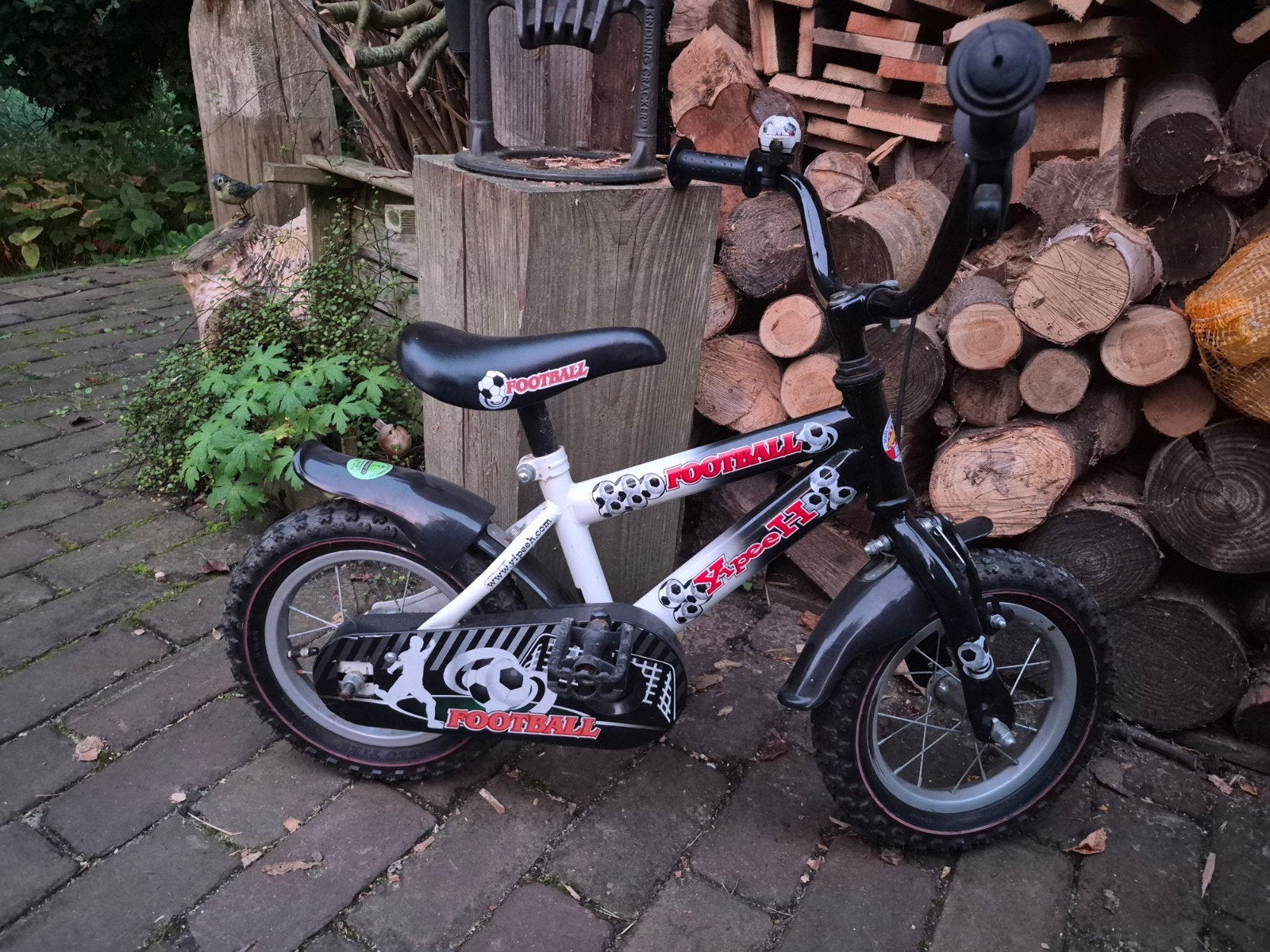 Yipeeh Football 12 inch jongensfiets, Zijwieltjes, Ophalen of Verzenden, Yipeeh Football, Minder dan 16 inch