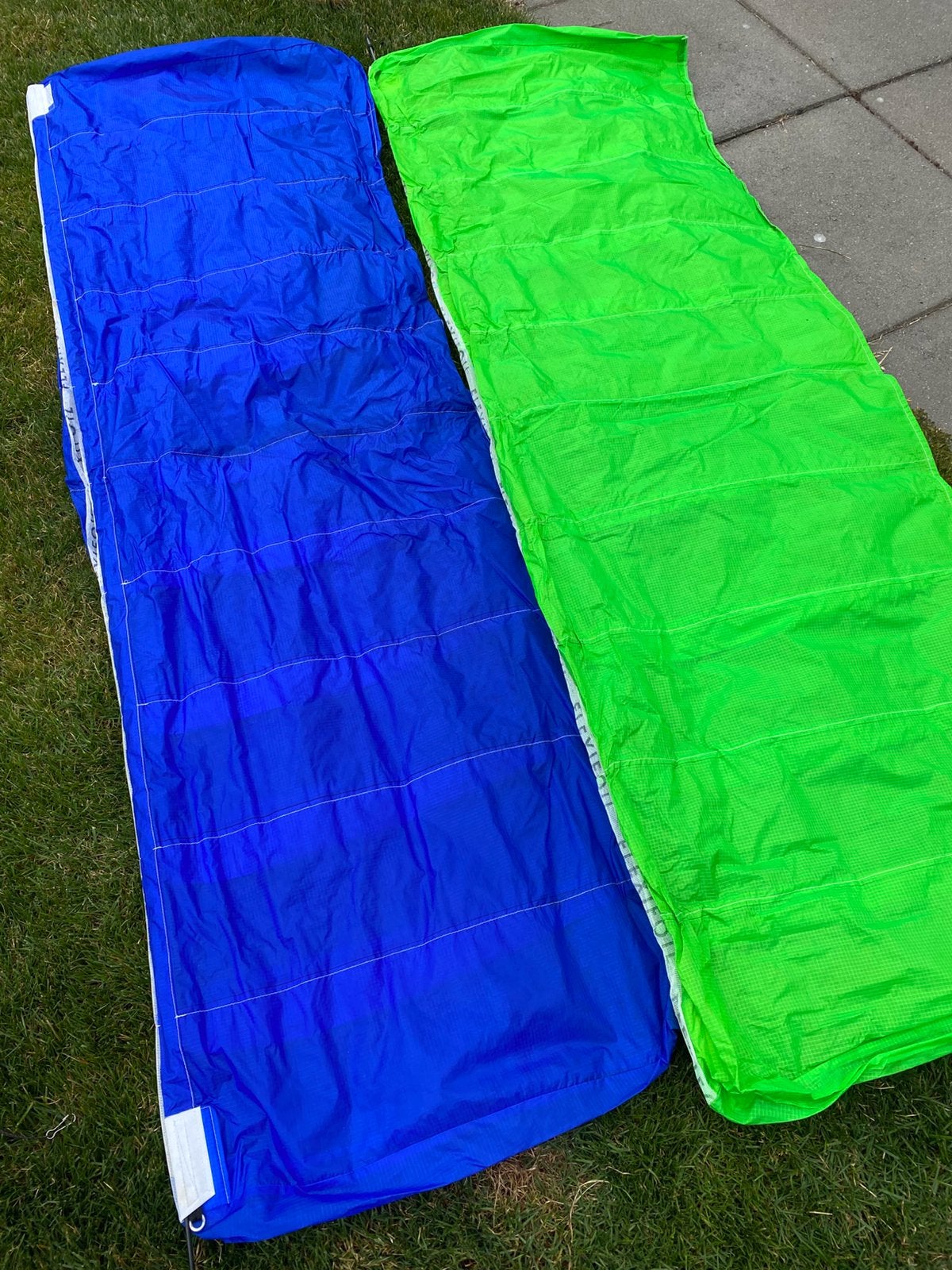 2x Flexifoil vlieger, Ophalen of Verzenden, Zo goed als nieuw