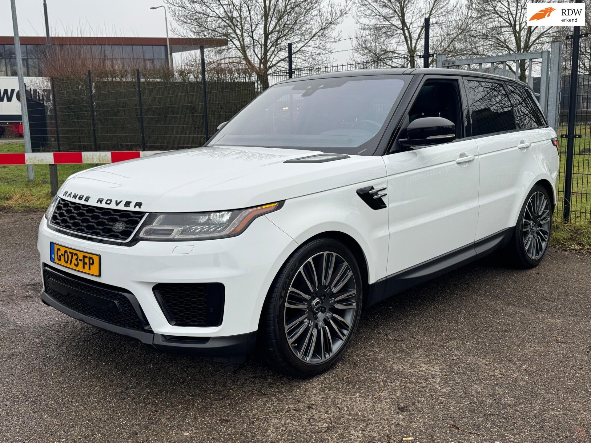 Land Rover Range Rover Sport 3.0 V6 SC HSE Dynamic Pano 22in, Auto's, Automaat, Dealer onderhouden, Gebruikt, Euro 6