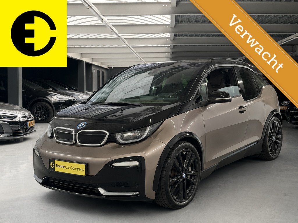 BMW i3 S 120Ah 42 kWh | SOH 87,1% | Stoelverwarming | Lane a, Auto's, BMW, Automaat, Achterwielaandrijving, Zwart, Bruin
