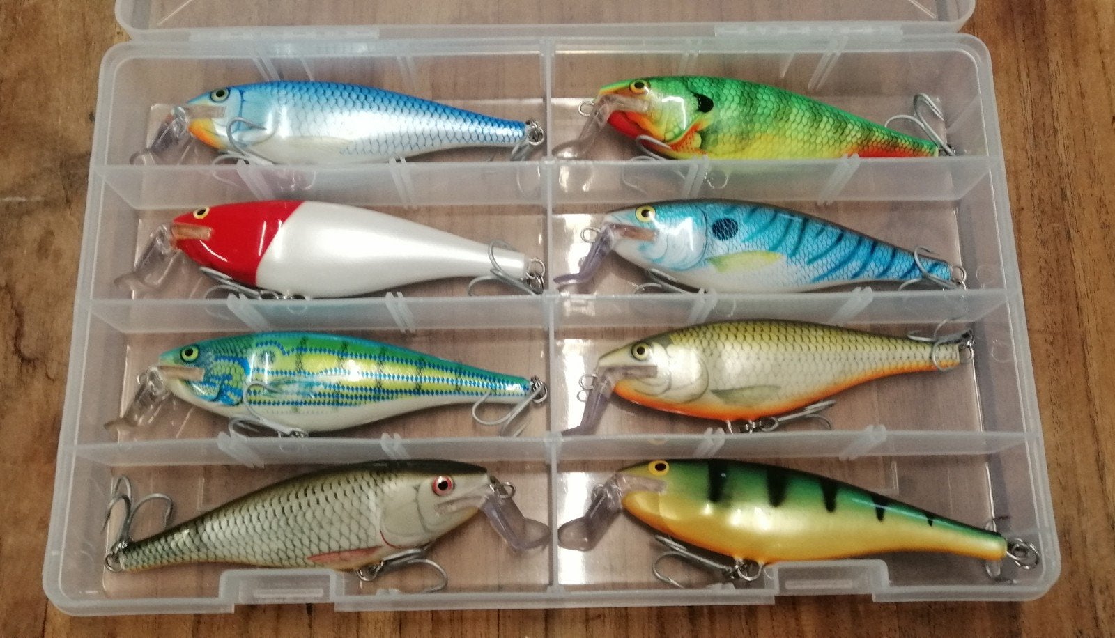 Topset! 8x Rapala SSR14 pluggen in Spro tacklebox 6515-800, Ophalen, Zo goed als nieuw, Overige typen