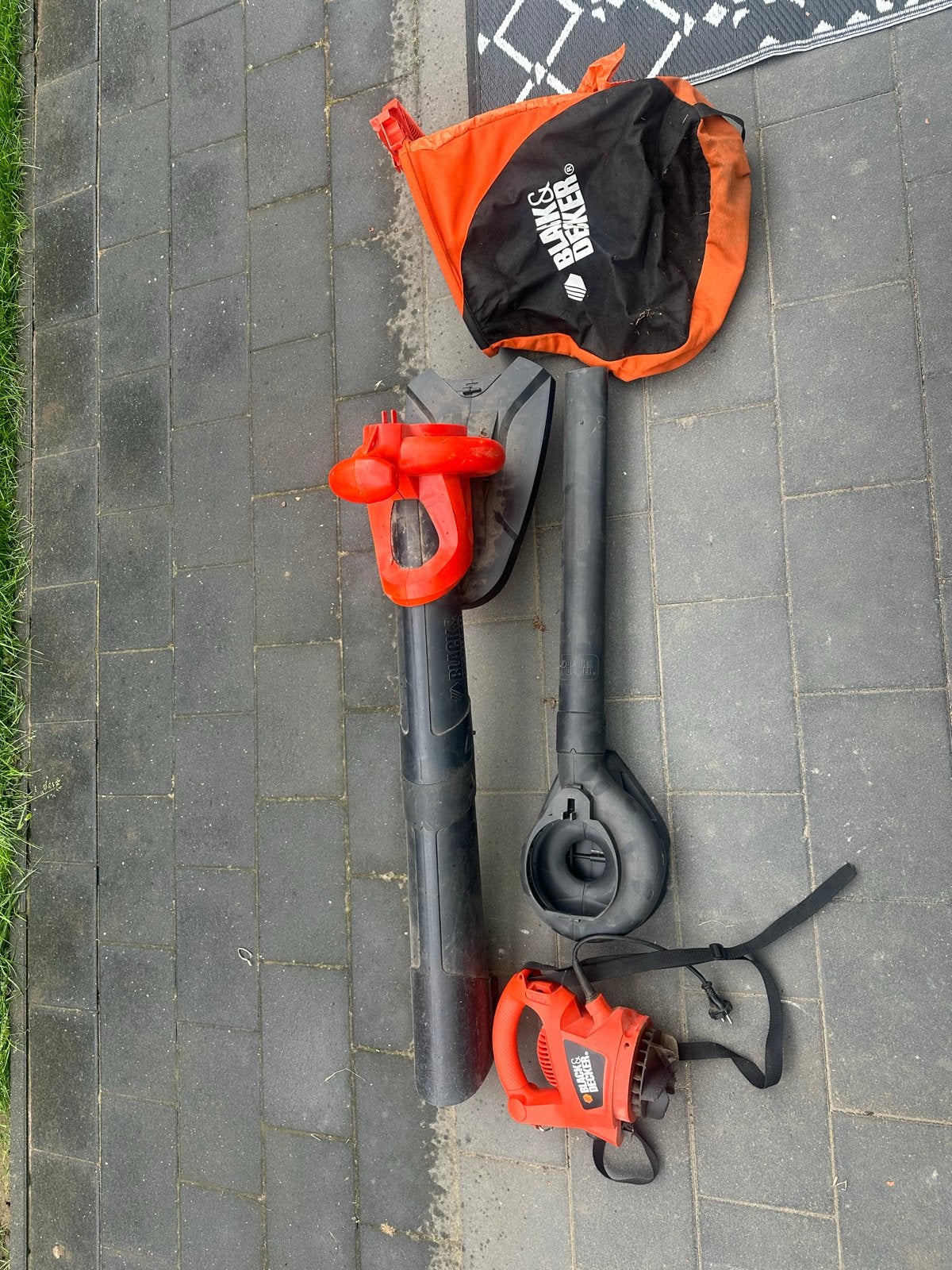 Black & Decker GW3000 Bladblazer/Bladzuiger, Tuin en Terras, Ophalen, Gebruikt, Handgedragen, Met opvangzak