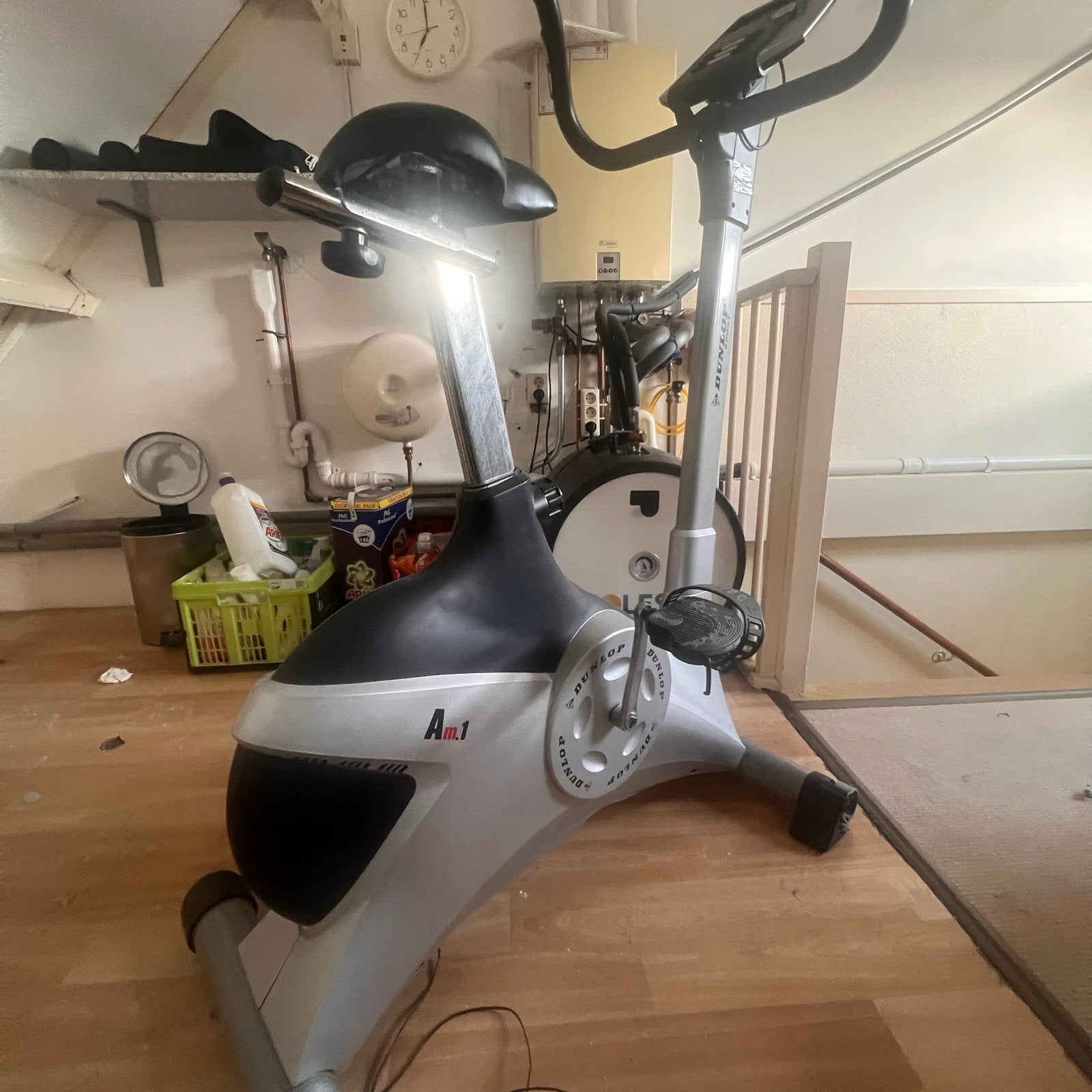 Hometrainer Dunlop Sport - Perfect voor Thuis Workouts, Ophalen, Gebruikt, Benen, Hometrainer