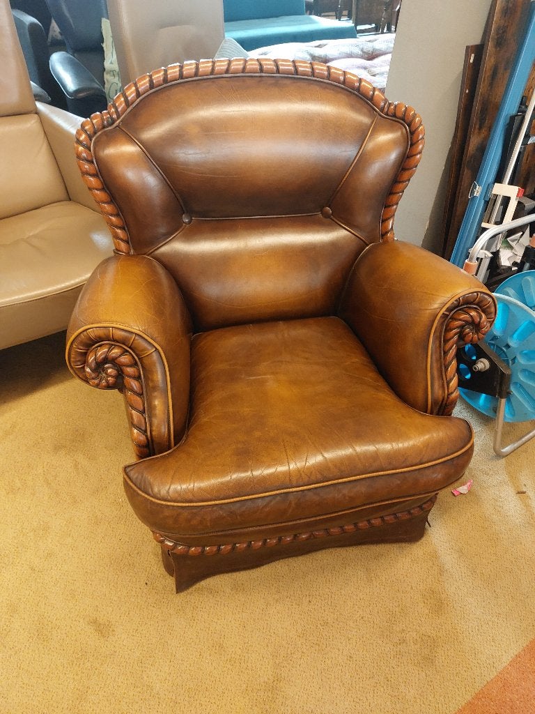 leren chesterfield achtige fauteuil ( 501083), Huis en Inrichting, Fauteuils, Ophalen, Gebruikt, 75 tot 100 cm
