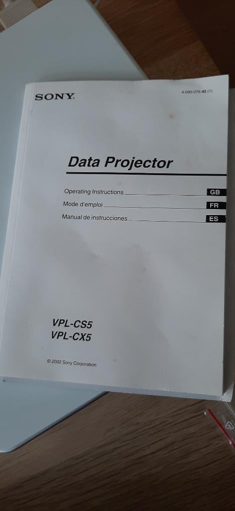 Sony Dataprojector + scherm, Gebruikt, LED, Ophalen of Verzenden, Sony