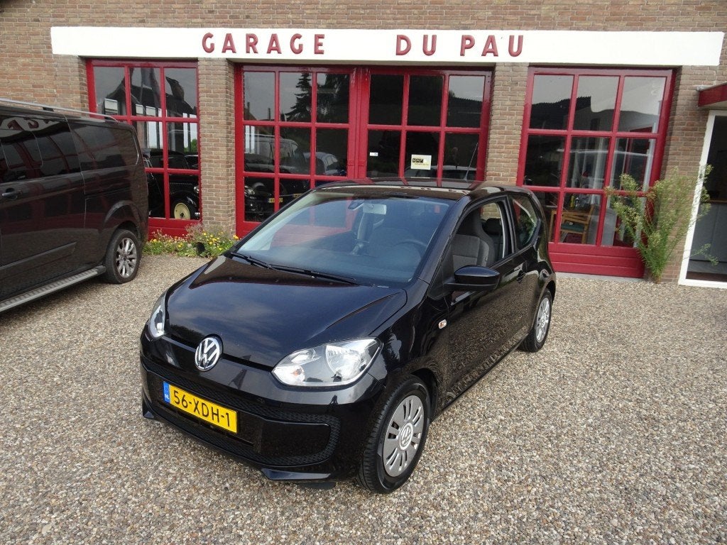 Volkswagen UP 1.0 MOVE UP! BLUEM., Voorwielaandrijving, Gebruikt, 4 stoelen, Zwart