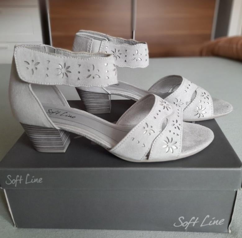 Nieuwe open pumps maat 40, Overige kleuren, Nieuw, Soft line, Sandalen of Muiltjes