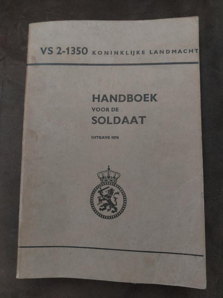 Handboek voor de soldaat 1974, Verzamelen, Ophalen of Verzenden, Landmacht, Nederland, Boek of Tijdschrift