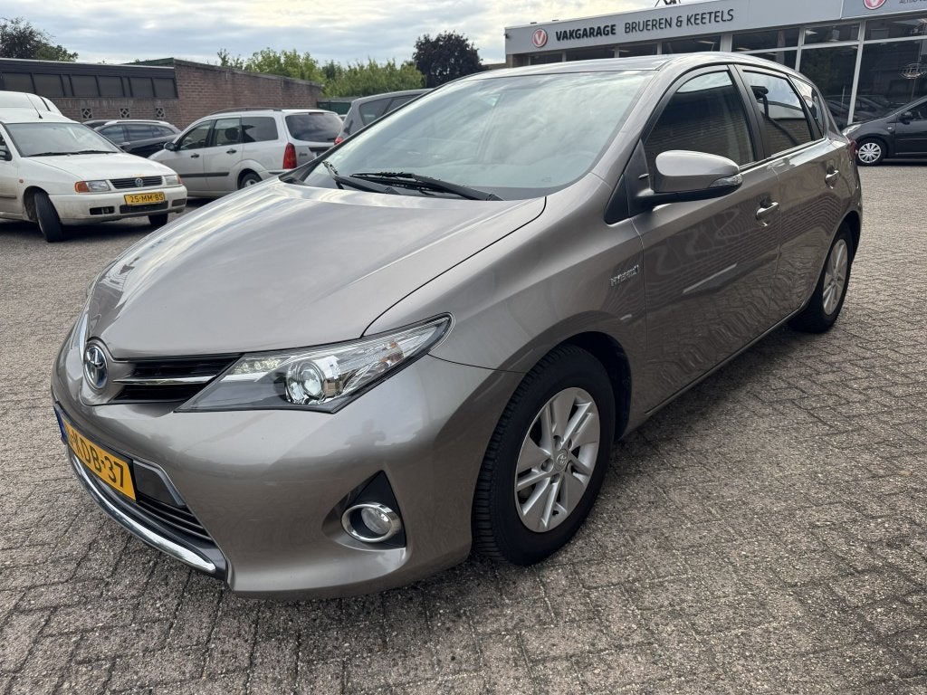 Toyota Auris 1.8 Hybrid Asp. (bj 2013, automaat), Auto's, Automaat, Euro 5, Stof, Gebruikt