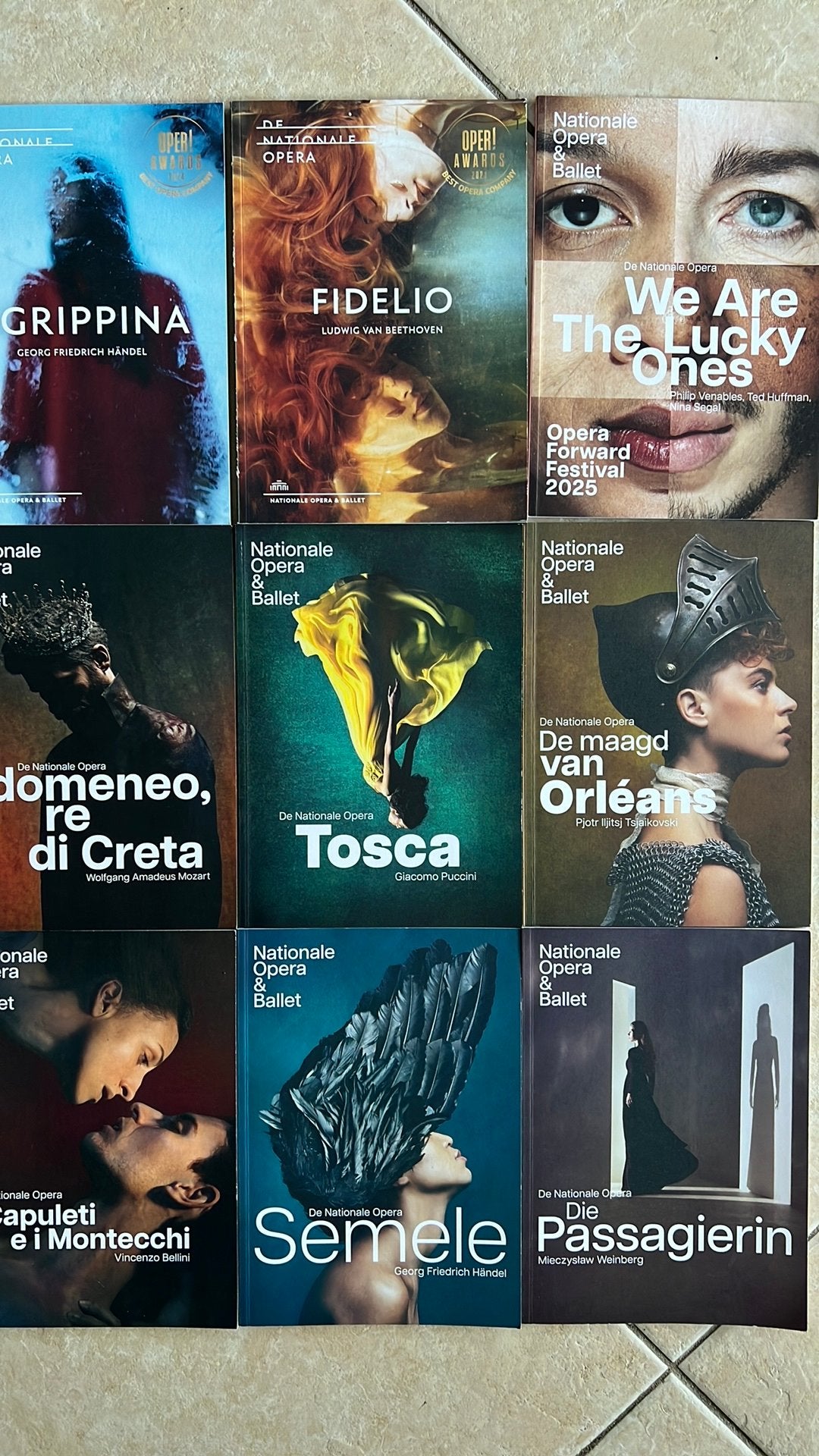 9 programmaboekjes van opera’s, Boeken, Ophalen, Zo goed als nieuw, Artiest