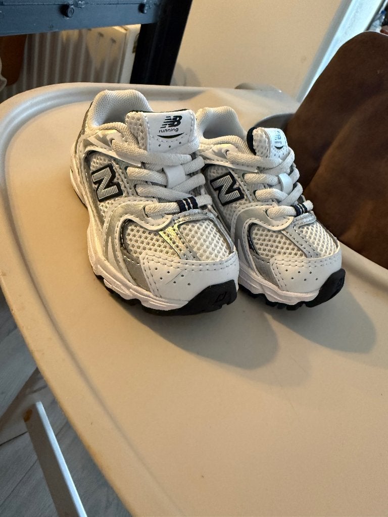 New balance, Ophalen, Schoentjes, Jongetje of Meisje, Zo goed als nieuw