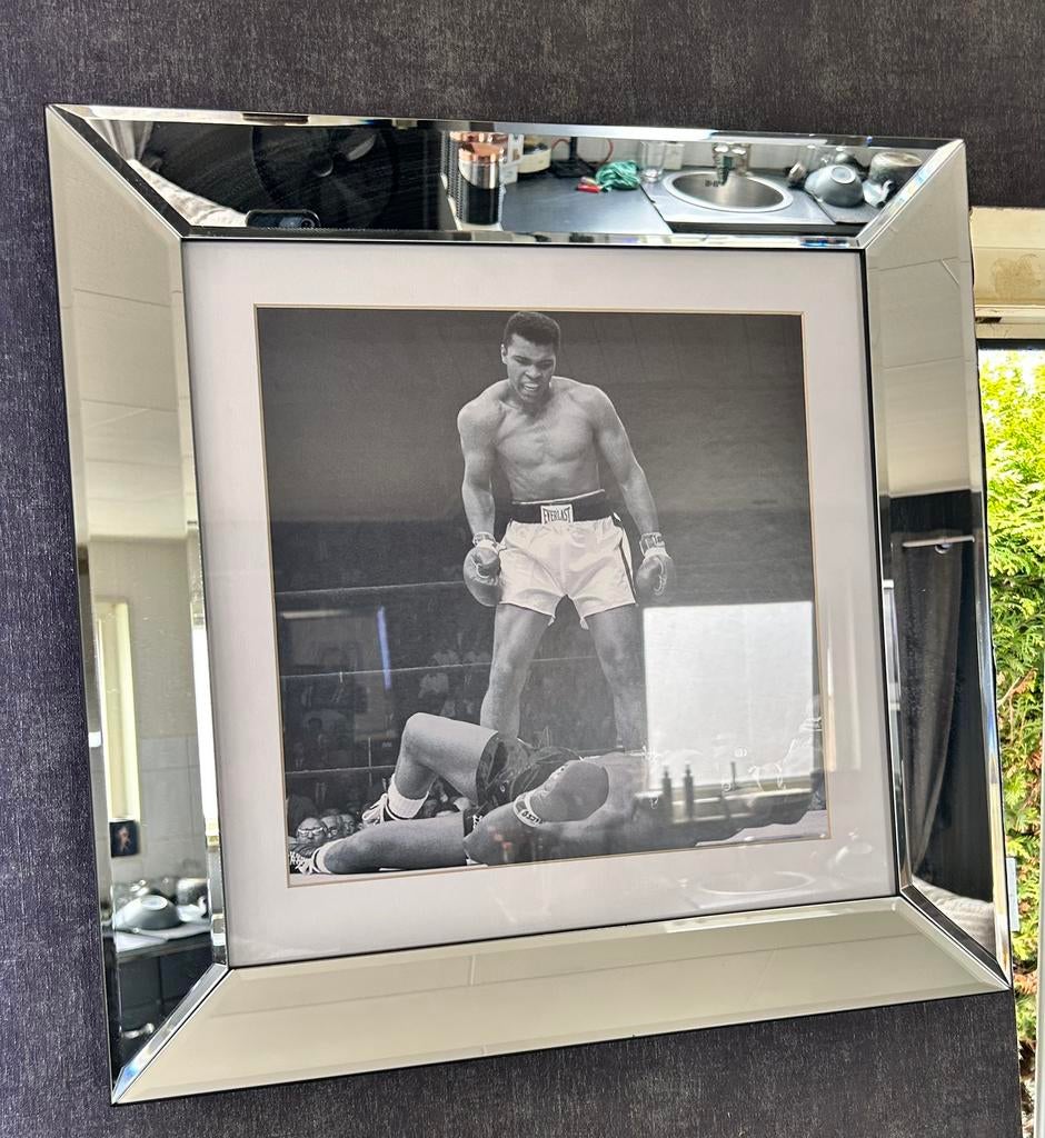 Mooie spiegellijst mohamed ali (eric kuster), Ophalen