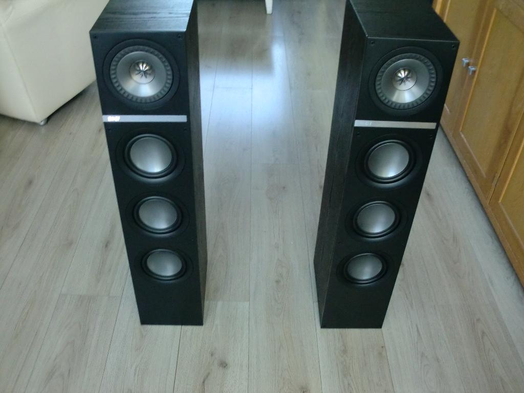 Kef Q 500 zwart te beluisteren in nette staat. Kef q500, Ophalen, Zo goed als nieuw, Bowers & Wilkins (B&W), 120 watt of meer