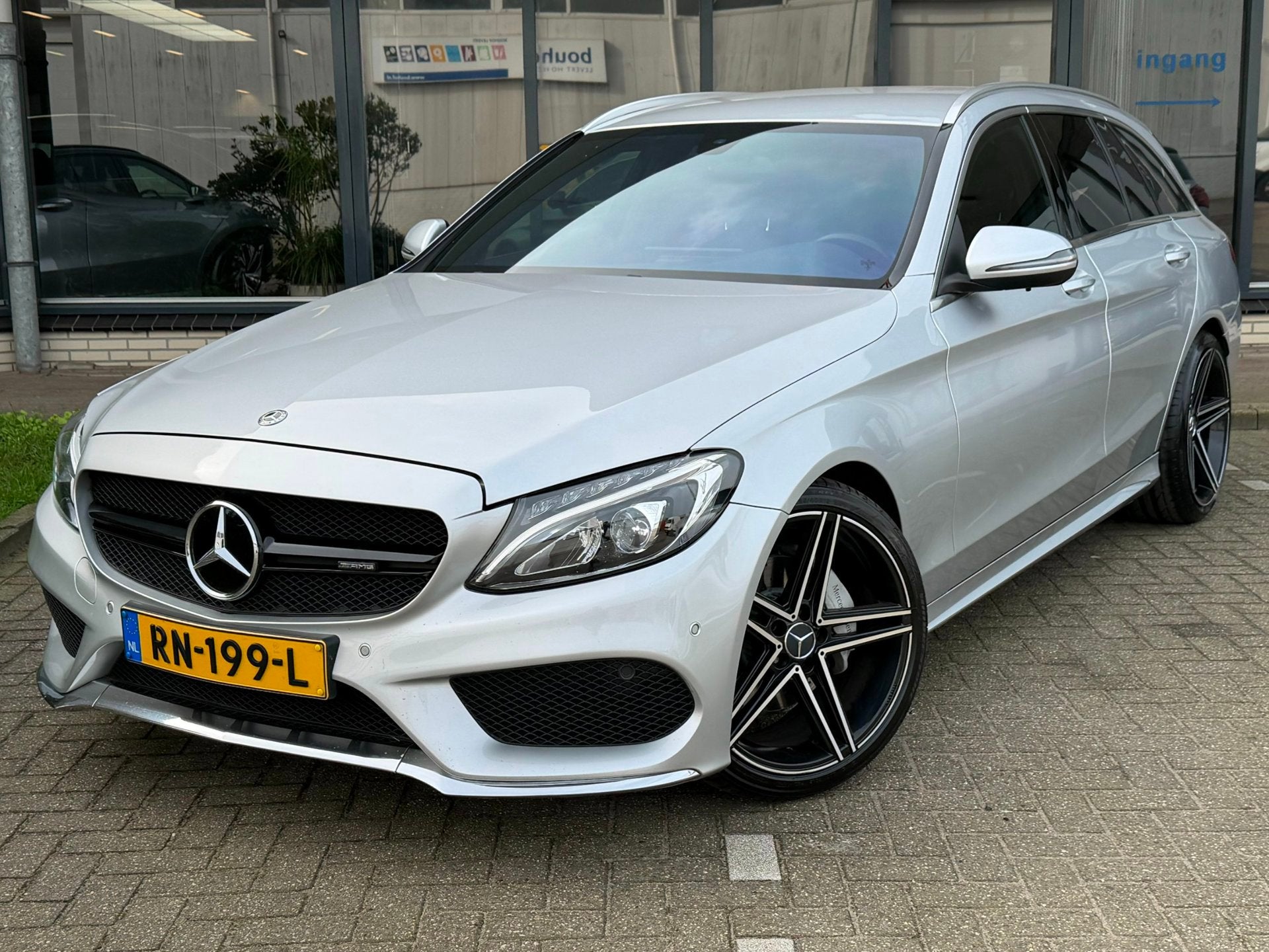Mercedes-Benz C-Klasse