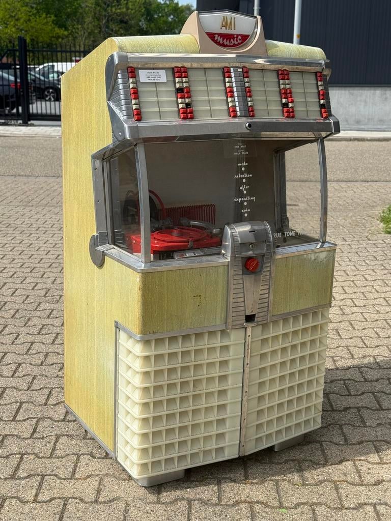 JUKEBOX : AMI model E-80