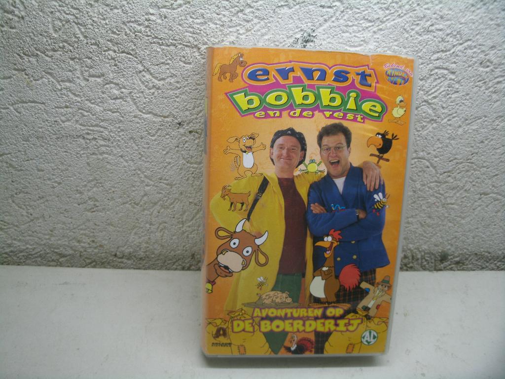 vhs 211a ernst bobbie en de rest avont.op de boerderij, Alle leeftijden, Ophalen of Verzenden, Gebruikt, Overige typen