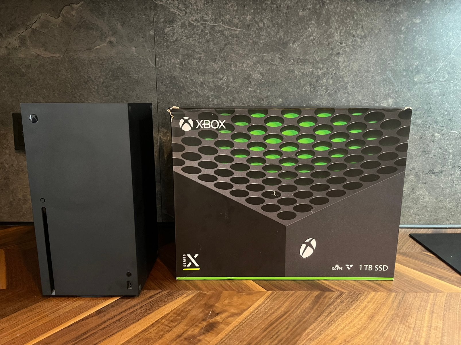 Xbox Series X 1TB SSD ( no controller ), Spelcomputers en Games, Spelcomputers | Xbox Series X en S, Ophalen of Verzenden, Zo goed als nieuw